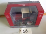Ertl	IH 786 Prestige Collection