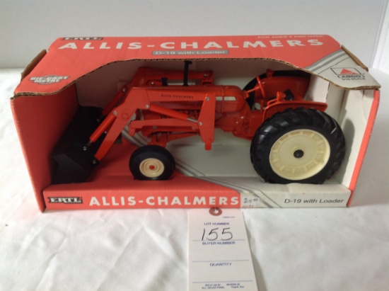 Allis Chalmers D-19 w/loader