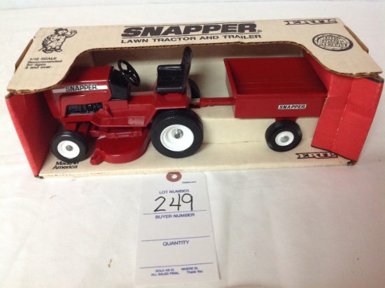 Snapper Lawn Tractor & Trailer