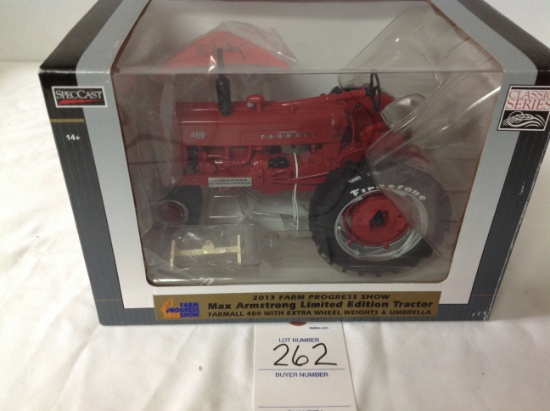 Farmall 400 w/extra wheel weights & umbrella