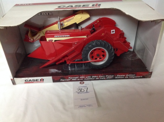 Farmall 460 w/2MH Corn Picker Dealer Edition