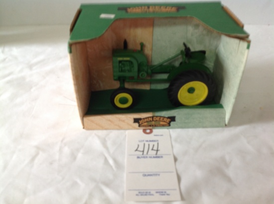 JD LA tractor  Spec Cast