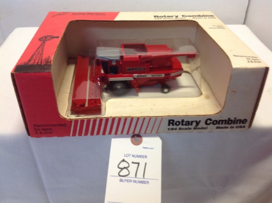 Massey 8590 Rotary Combine