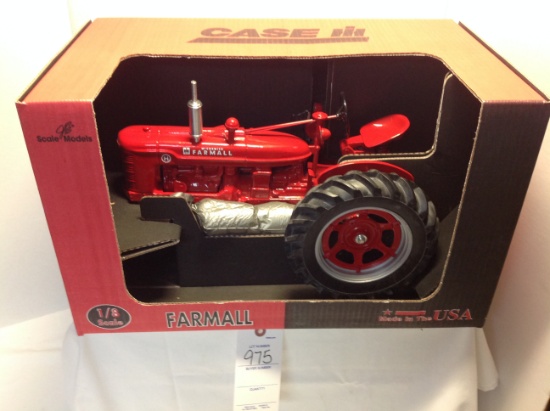 Farmall H   1/8 Scale