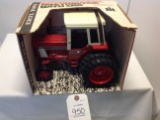IH 1586   w/duals