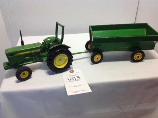 JD tractor w/JD barge wagon