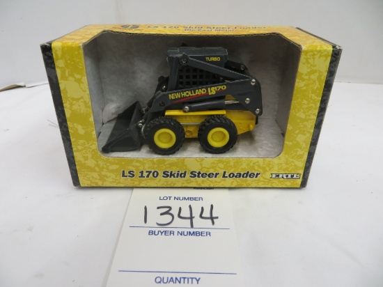 New Holland LS170 Skid Steer Loader w/turbo  1/32 Scale