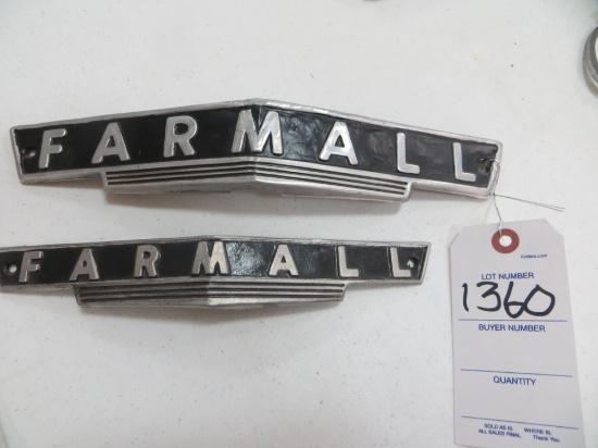 2 Farmall front emblem