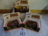 IH 2+2 tractors  0ne w/white cab 1/64 scale