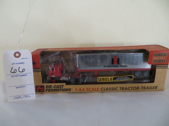 International Trucks Series II 1:64 Scale Classic Tractor - Trailer