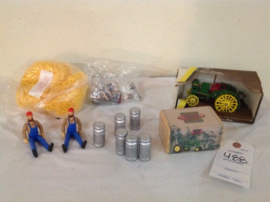 1/64 scale toys metal fencing, bag of corn, John Deere Waterloo Boy, Model