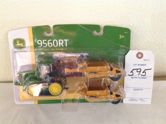 John Deere 9560RT With Scrapers
