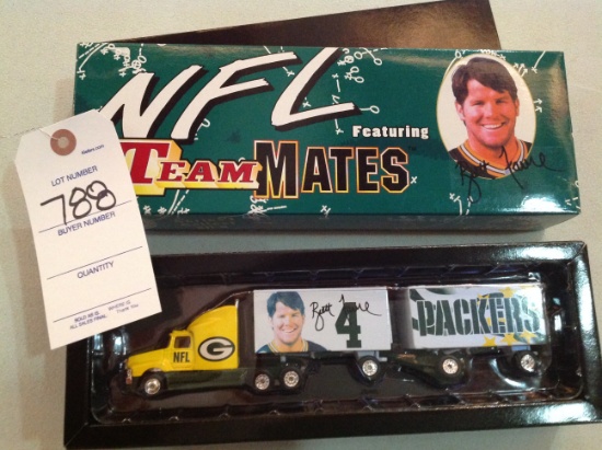 NFL Team Mates Truck and Pup Trailers Brett Favre
