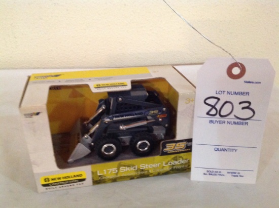 Ertl New Holland Construction L175 Skid Steer Loader