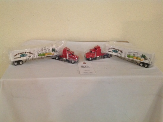 2 Ertl Kenworth Truck and trailers Dyersville, IA Where Dreams come true.