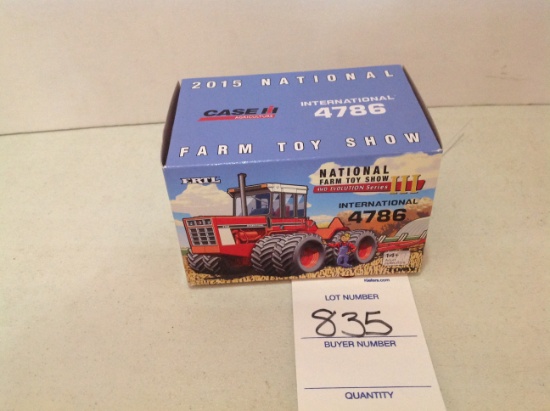 2015 National Farm Toy Show 4786 International 4WD series III