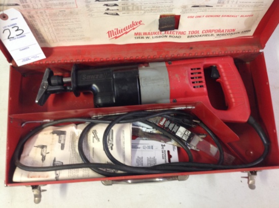 Milwaukee Sawzall Heavy Duty w/case