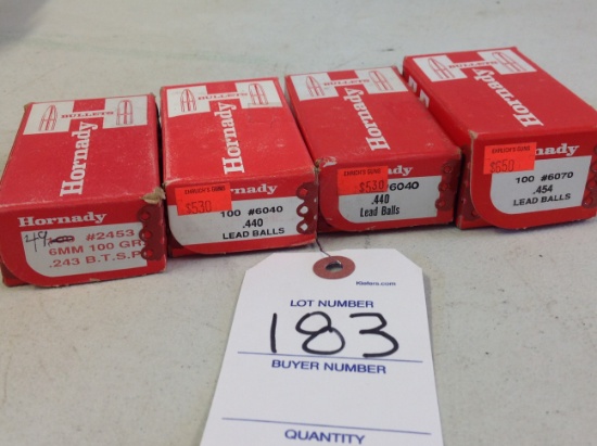 Hornady bullets, 66mm 100 gr partial box, 2 .440 lead balls, .454 lead ball
