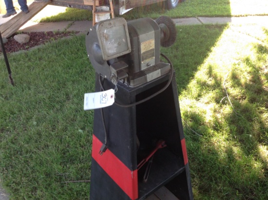 grinder on stand w/wheels