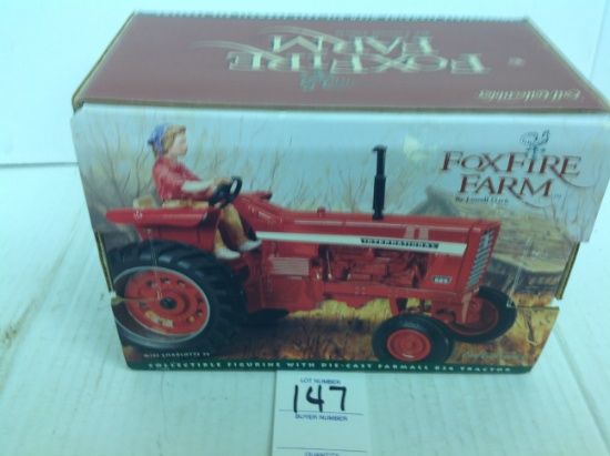 International 826 Foxfire Farm w/figurine, collectible