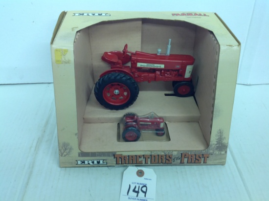 Farmall 350 Tractors of the Past  Ertl