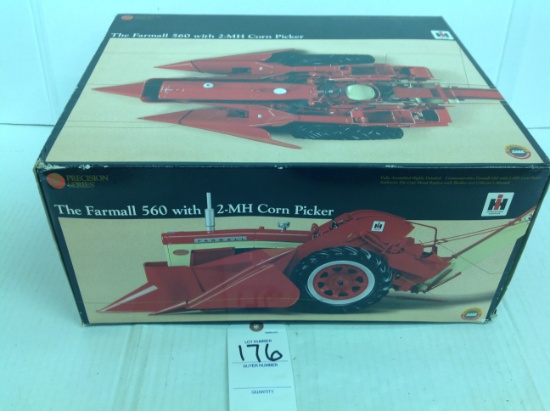 Farmall 560 w/ 2-MH Corn Picker  Precision Series #14