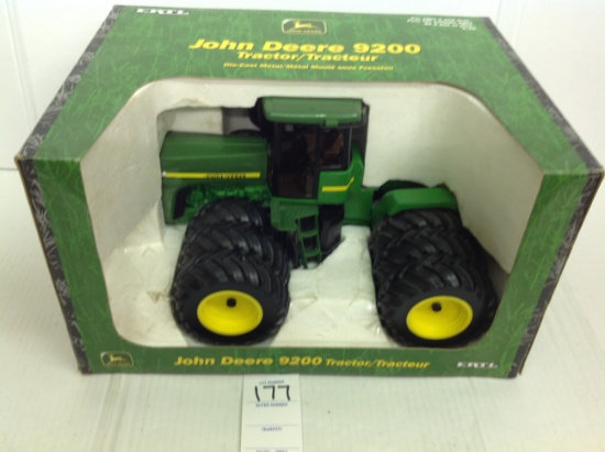 John Deere 9200 Tractor w/triples
