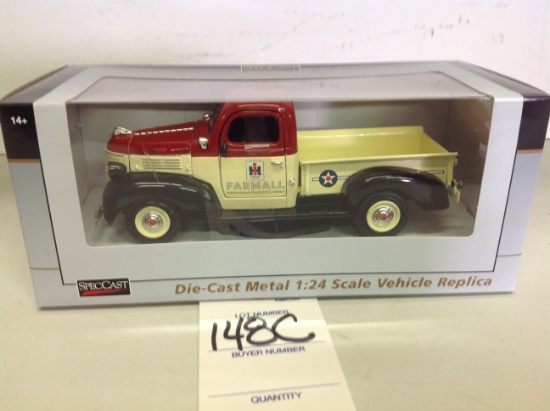 IH Pickup  1/24 scale