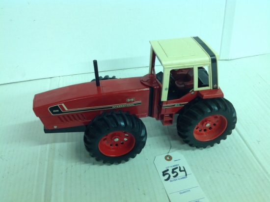 International 3588 2+2