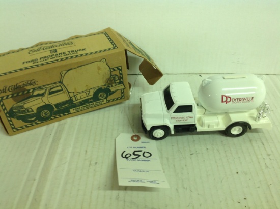 Etrl Collectibles Ford Propane Truck Dyersville Propane- box is Damaged