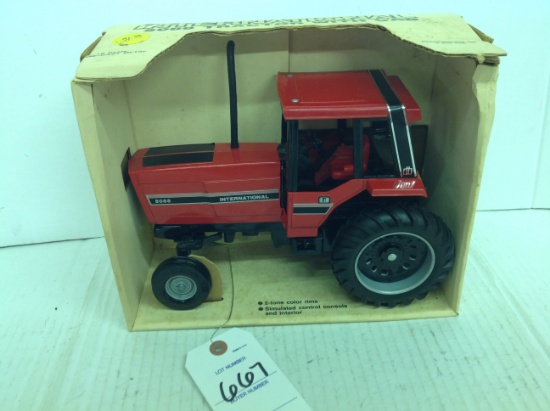 International 5088 Tractor with Cab