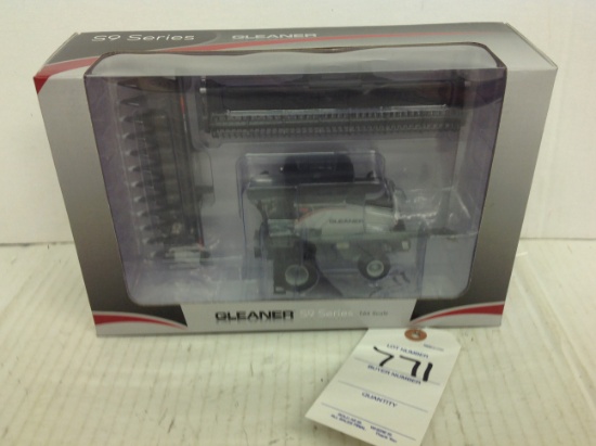 Gleaner S9 Series 1/64th scale