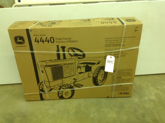 JD 4440 Pedal Tractor
