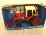 Farm Country International 1586 Tractor with Endloader - Poor Box