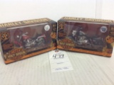 Harley Davidson 2002 Fatboy and 2002 Road King Classic 1/18 scale