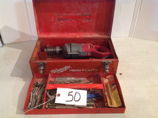 Milwaukee hammer drill w/bits