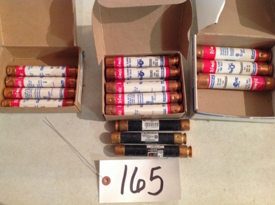 3- 60 amp, 10 -  20 amp, 3 - 30 amp, 4 - 15 amp 600 volt fuses