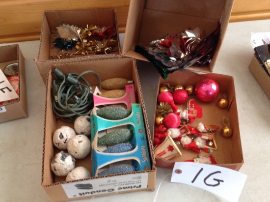 Christmas orniments electric lights work