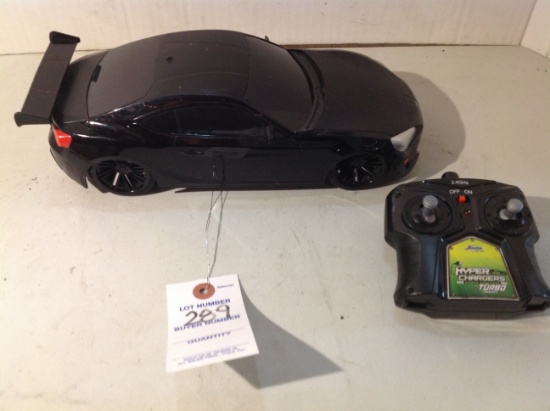 Jade Hyper Charger Turbo remote control car, charge w/phone charger and cord