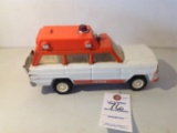 Tonka  wagoneer rescue ambulance, end gate don’t stay up, rare