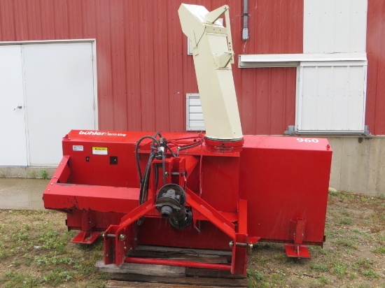 Buhler / Farm King 960 snow blower Model Y960Q4, like new used 1 season