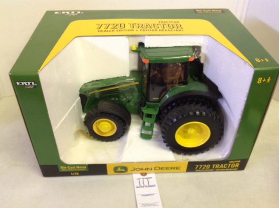 John Deere 7720 MFWD w/duals, Dealer Edition