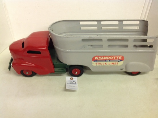Wyandotte Pressed Steel Truck Lines toy Truck