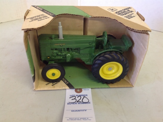 John Deere M tractor, collector edition