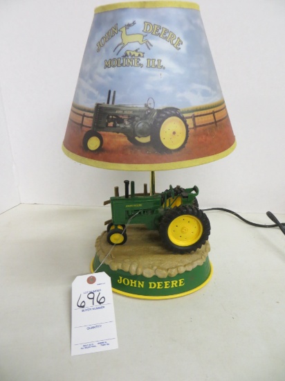 John Deere Lamp