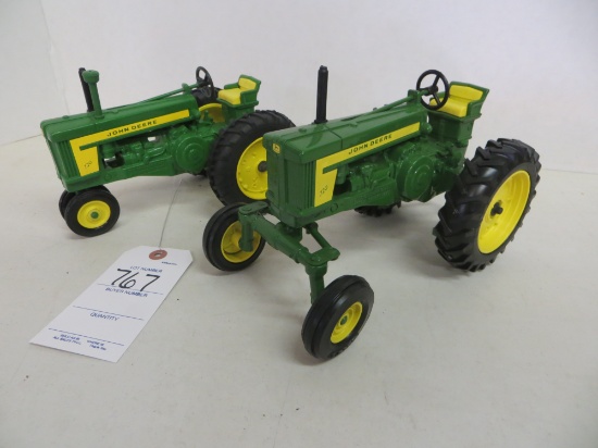 John Deere 720 High Crop, w/f  SE 1990  & 720 Toy Times 1994