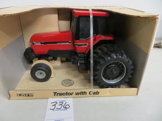 CIH 7120 w/duals, mint, Special Edition
