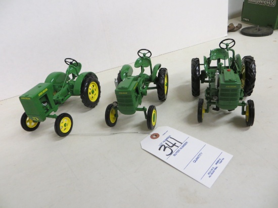 3 vintage John Deere tractors