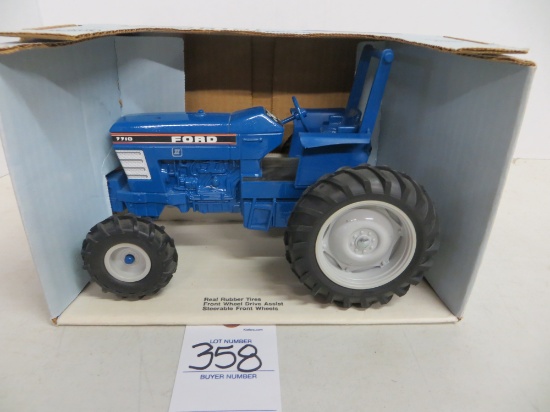 Ford 7710 tractor w/rollbar, mint
