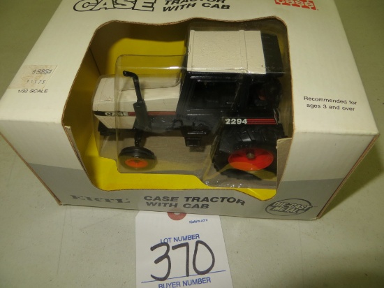 Case 2294 Tractor w/cab, Ertl